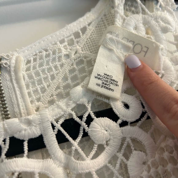 Forever 21 white lace crochet dress Size US S - Picture 4 of 6